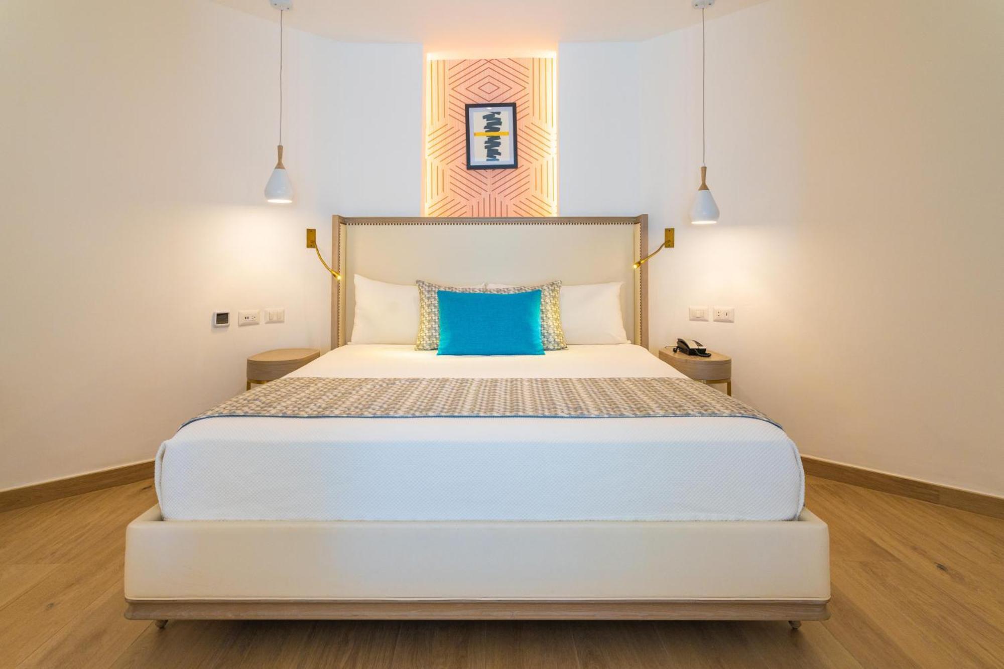 Bungalow Suite,1703549379:JPEG